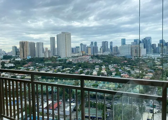 With Balcony And Skyline View In Pasig Apartamento